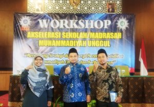 Read more about the article WORKSHOP AKSELERASI SMA/MA MUHAMMADIYAH UNGGUL, SMA MBS OPTIMIS TATAP 100 BESAR UTBK NASIONAL