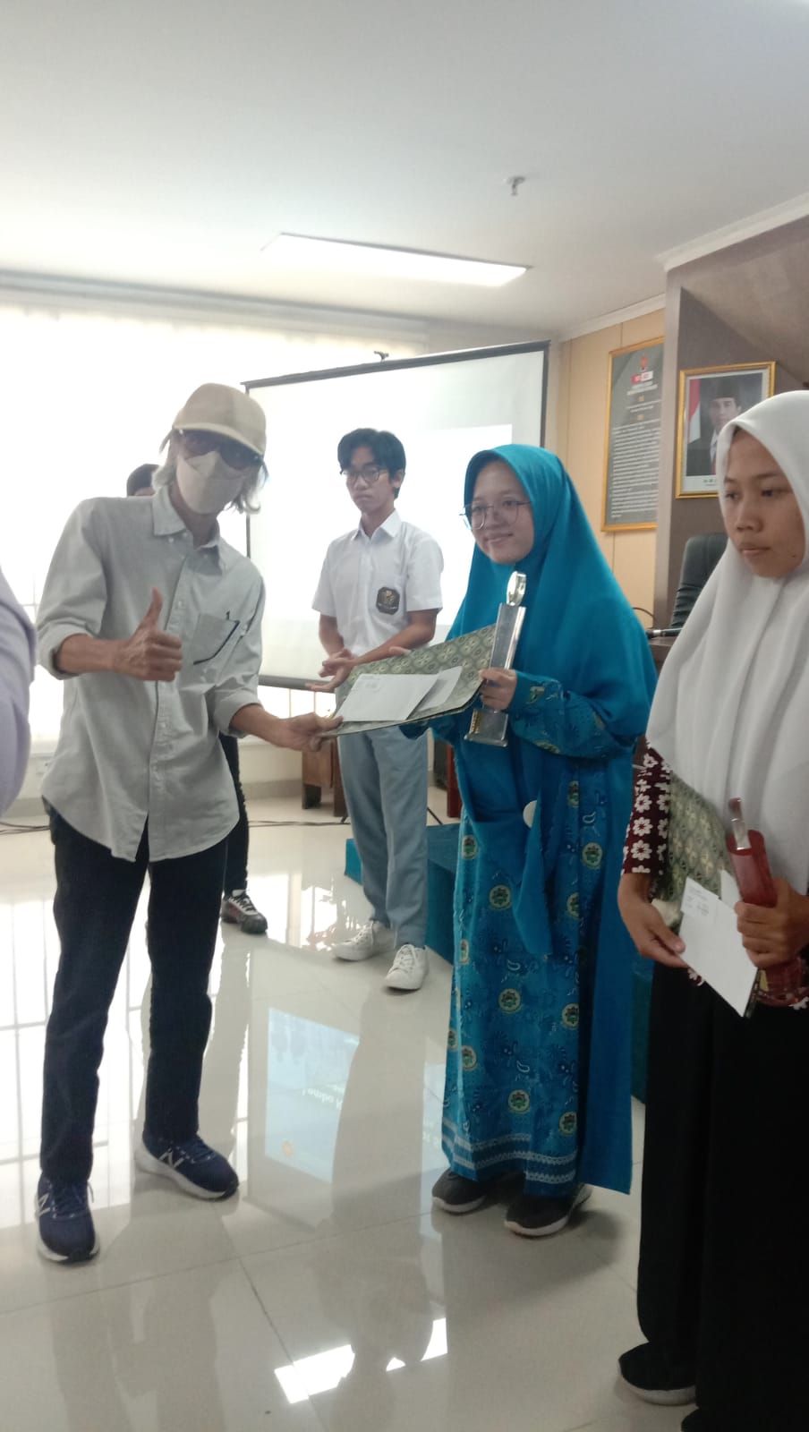 Read more about the article Jofin Putri Alayya Sabet Silver Medal di Ajang Lomba KTI Tingkat Provinsi DIY