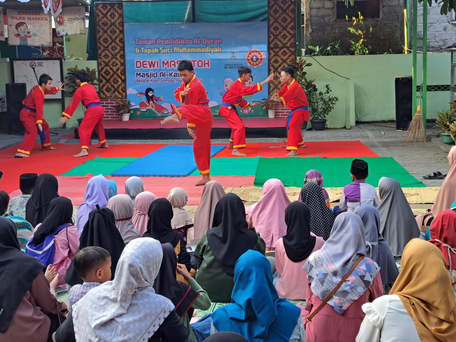 Read more about the article Tapak Suci MBS Tampil Dalam Acara Launching TPA di Masjid Al Kautsar Piyungan