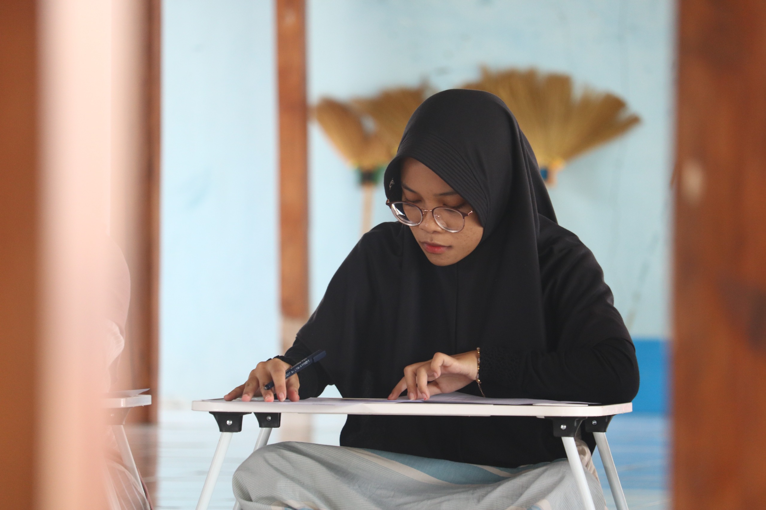 Read more about the article LSL Gelar Ujian Tulis Dauroh Intensif II Timur Tengah