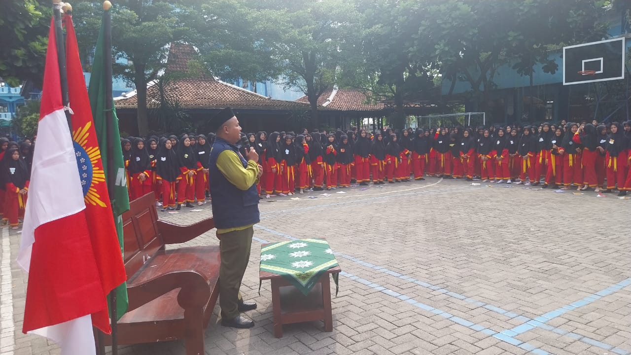 Read more about the article Santri MBS Antusias Ikuti Ujian UKT Tapak Suci, Mencetak Pendekar Muda Berprestasi