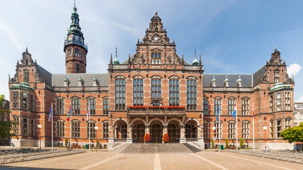 Read more about the article Amelia Ash Shifa Dewi, Santri MBS Tembus ke Universitas Groningen, Belanda