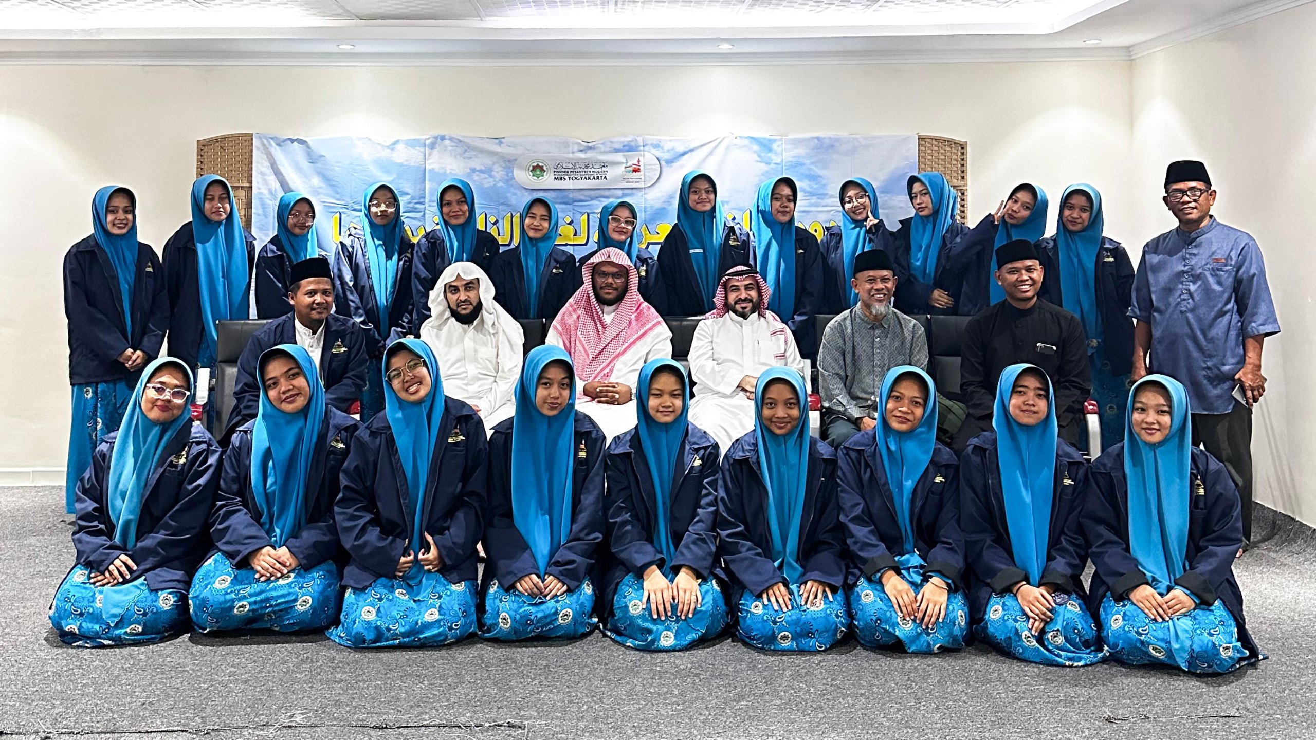 Read more about the article Ibadah Umrah & Pembukaan Daurah Internasional Bersama Markaz Al-Ijlal