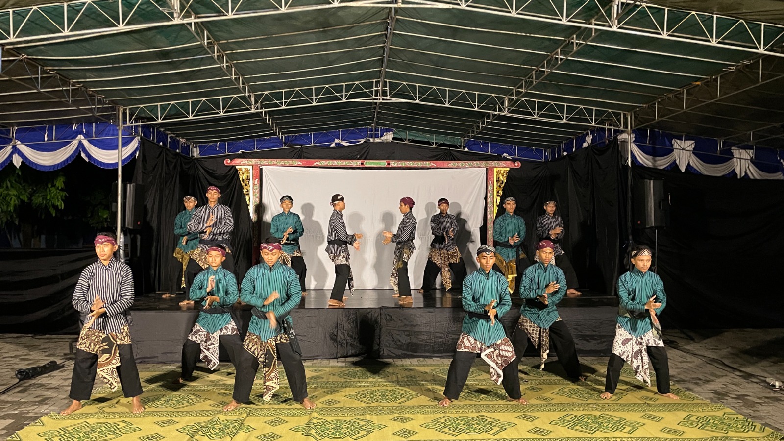 You are currently viewing Khataman & Pagelaran Seni Praktik Bahasa Jawa Kelas 12