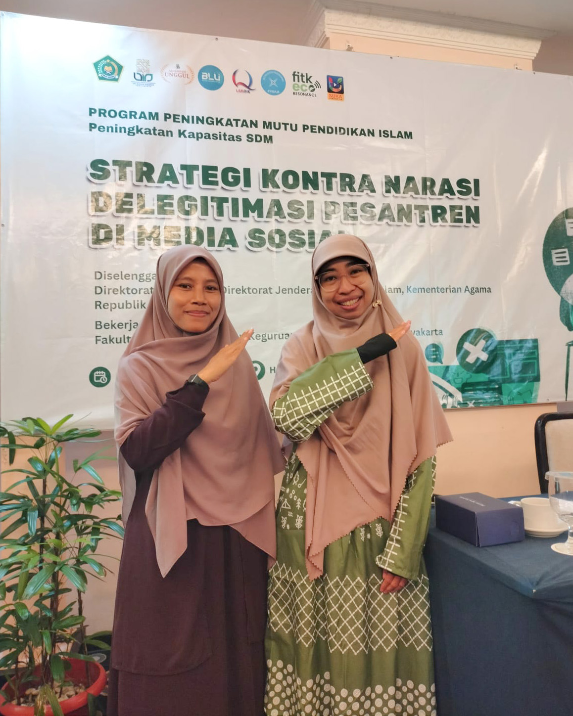 You are currently viewing Peningkatan Kapasitas SDM: Humas & Multimedia MBS Pelajari Kontra Narasi Delegitimasi Pesantren