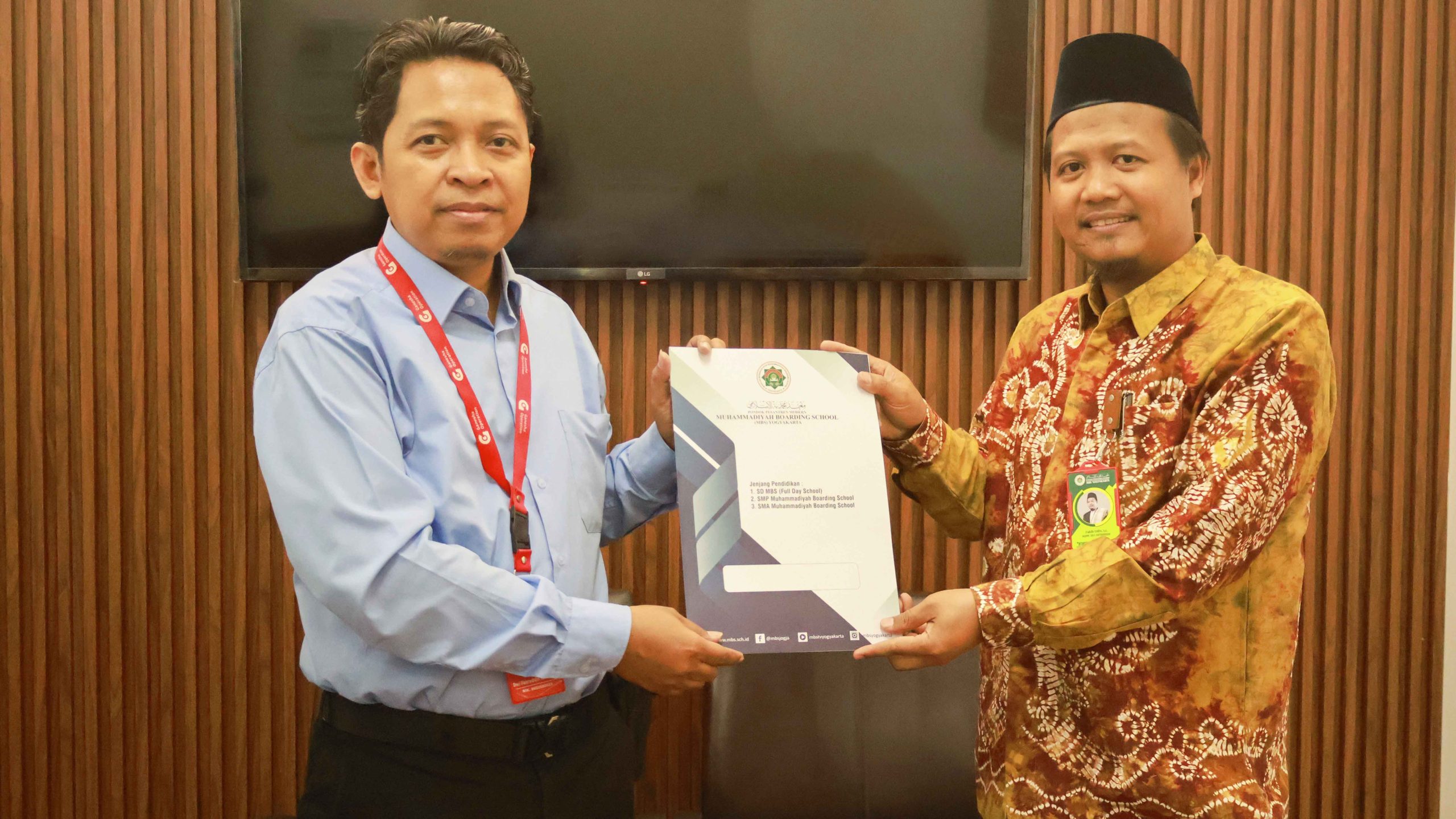 Read more about the article Siap Sukses TKA! Program Bimbingan Belajar Santri Kelas 12